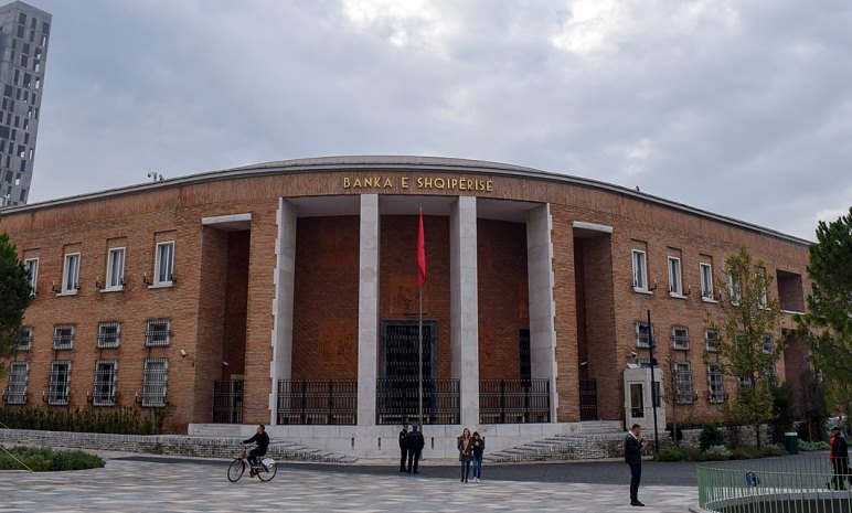 BSH mbeshtet marrjen e Eurobondit, ekonomia rritet me 8 per qind